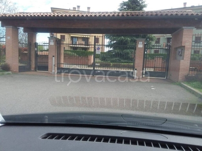 Garage in vendita a Pavia via Pietro Pavesi, 5
