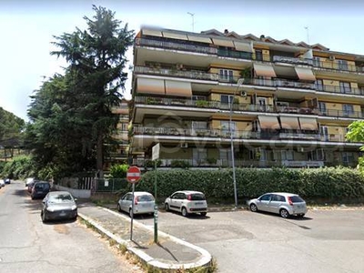 Garage in vendita a Roma via Beato Battista Spagnoli, 14