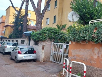 Garage in vendita a Roma via dei Silvestrini, 8