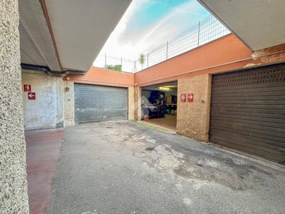 Garage in vendita a Roma via del Casale Agostinelli, 1