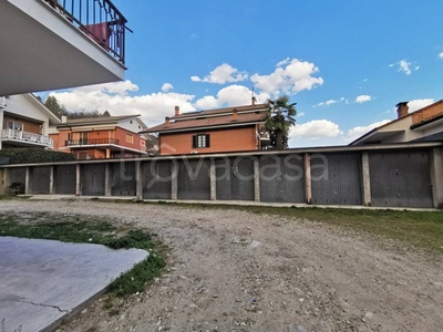 Garage in vendita a Santa Vittoria d'Alba strada Cinzano, 41