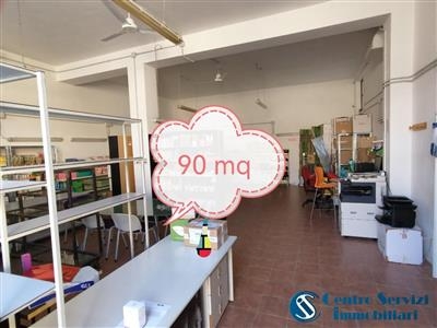 Laboratorio in buono stato di 90 mq.