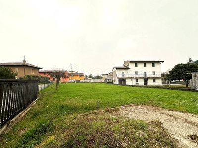 Terreno Residenziale in vendita a Udine via Pozzuolo, 295