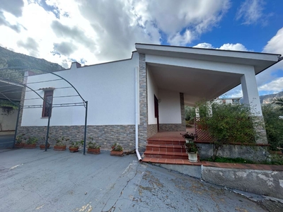 Villa ristrutturata, contrada danigarci, Termini Imerese