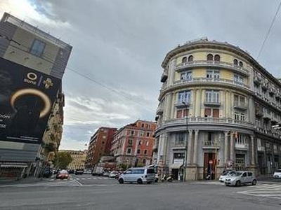 Appartamenti Napoli Chiaia, Posillipo, San Ferdinando Piazza Sannazaro 57 cucina: Abitabile,