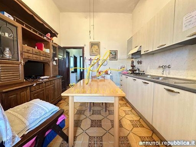 Appartamenti San Vincenzo cucina: Abitabile,