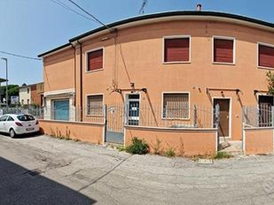 Appartamento al p.terra con posto auto esclusivo