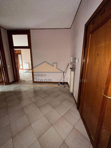 Appartamento in affitto a Giugliano In Campania