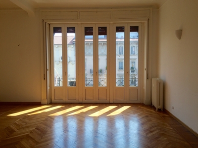 Appartamento in affitto a Milano - Zona: Washington