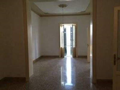 Appartamento in Affitto a Palermo, zona Libertà, 830€, 130 m²