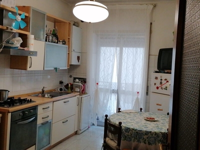 Appartamento in Affitto a Pescara, zona Portaniova, 550€, 110 m², arredato