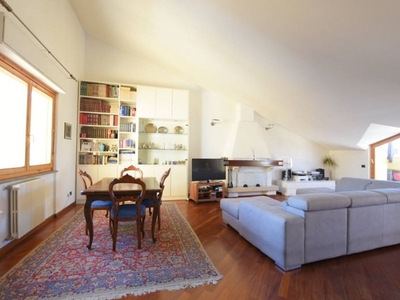 Appartamento in Vendita a Sassari, 320'000€, 86 m²