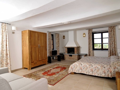 Appartamento vacanza per 4 Persone 2 Bambini ca. 95 qm in Isola d’Asti, Piemonte (Provincia di Asti)