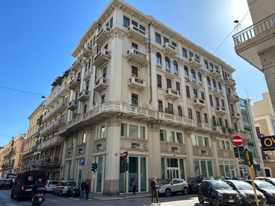 Casa a Bari in VIA ABATE GIMMA, Centro