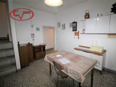 Casa Bi - Trifamiliare in Vendita a Bucine Ambra