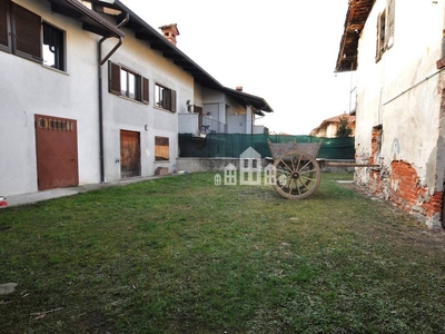 Casa indipendente in vendita 2 Stanze da letto a Castellamonte