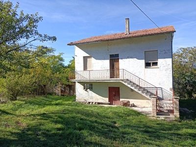 Casa indipendente in vendita 2 Stanze da letto a San Severino Marche