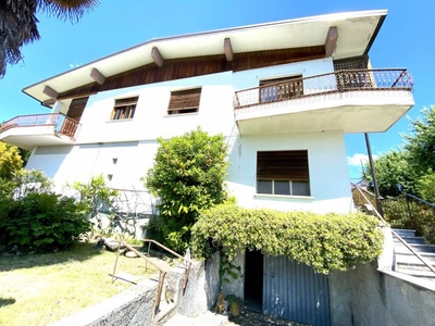 Casa Bi - Trifamiliare in Vendita a San Biagio di Callalta