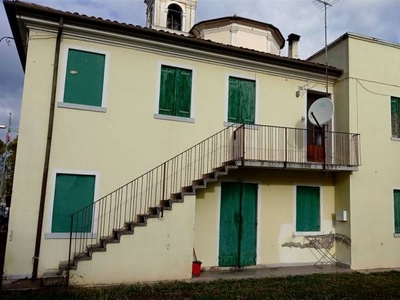 Casa indipendente in Vendita a Giavera del Montello Cusignana