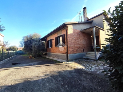 Casa indipendente in vendita a Perugia