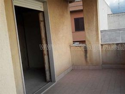 Casa Semi-indipendente di 240 mq con veranda