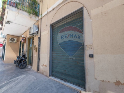 Immobile commerciale in vendita a Siracusa