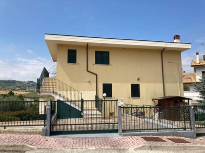 Immobile residenziale in vendita a Pineto