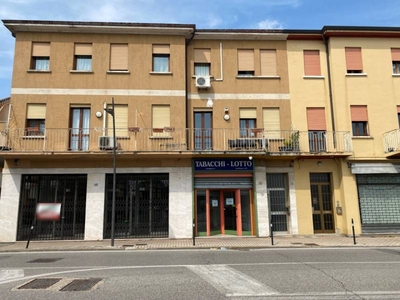 Appartamento in Vendita a Cernusco sul Naviglio VIA Nievo 3 Cernusco sul Naviglio