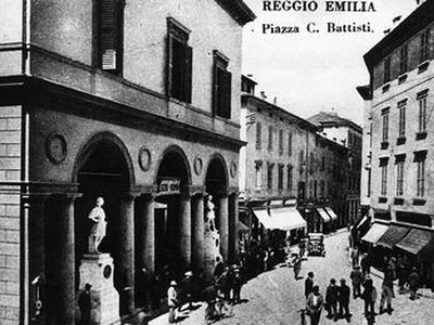 Palazzo-Edificio in centro storico R.E