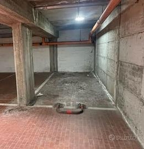 Posto auto in garage condominiale roma 70,il sogno