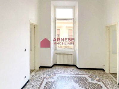 Quadrilocale in Vendita a Savona, zona Centro, 169'000€, 84 m²