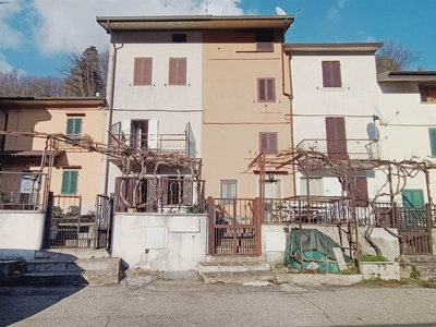 Terratetto in Via Spinareccia 64 in zona Rasora a Castiglione Dei Pepoli