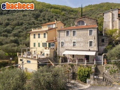 Villa a Dolcedo di 266 mq