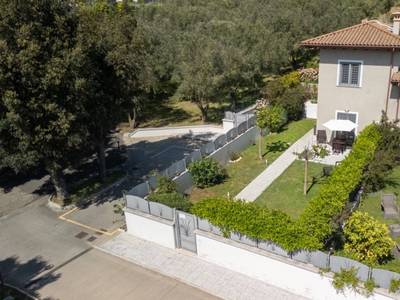 Villa a schiera in vendita a Fiumicino - Zona: Ara Nova