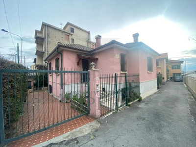 Villa a schiera in Via Arenella - Bordighera