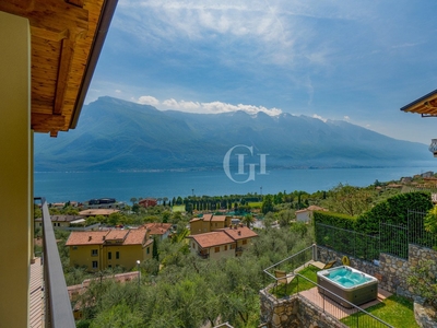 Villa in vendita 12 Stanze da letto a Limone Sul Garda