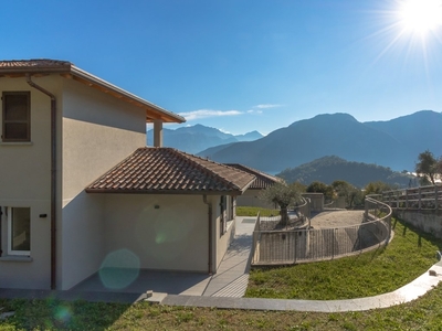 Villa in vendita 3 Stanze da letto a Tremezzina