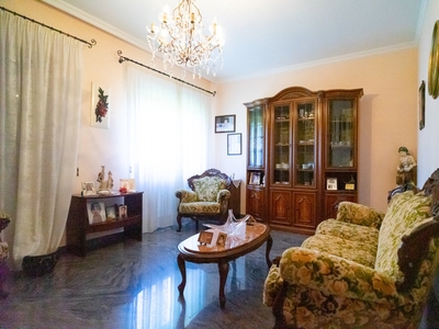 Villa in vendita 6 Stanze da letto a Santa Maria Del Cedro