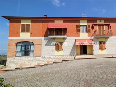 Villa in vendita 9 Stanze da letto a Torrita Di Siena