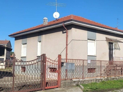 Villa in vendita a Cuggiono