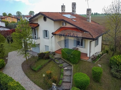 Villa in vendita a Fossalta Di Portogruaro