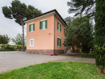 Villa in vendita Roma