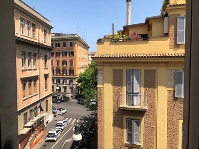 Appartamento in vendita a Roma San Pietro