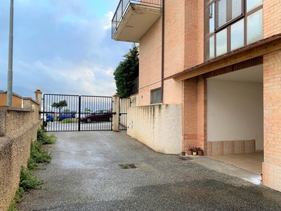 Garage in Via Gianvincenzo Gravina - Mater Domini, Catanzaro