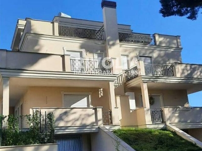 Villa in vendita a Genzano di Roma
