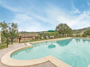 Accogliente appartamento a Gubbio con piscina + vista panoramica