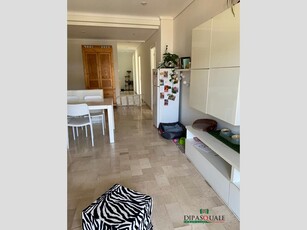 Appartamento in Affitto a Ragusa, 550€, 140 m²