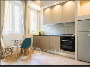 Appartamento in Affitto in Via Giovanni Fantoni 22 a Milano