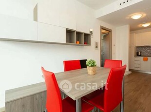 Appartamento in Affitto in Via Nino Besozzi 6 a Milano