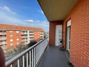 Appartamento in Vendita a Alessandria, zona Cristo, 185'000€, 200 m²